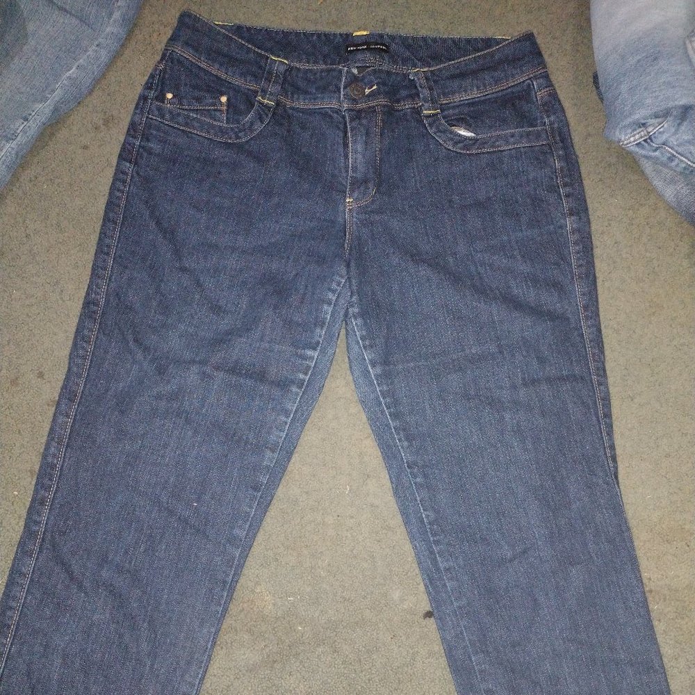 Women's New York & Company dark wash jeans size 12